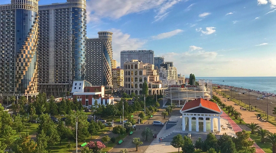 تفریحات در تور باتومی از اصفهان