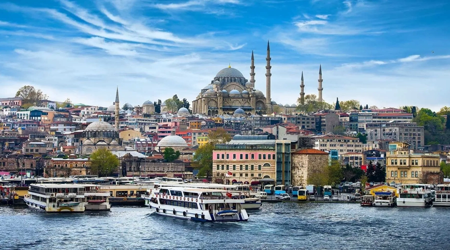 مقایسه تور استانبول و ازمیر از نظر هزینه، اقامت و جذابیت‌های گردشگری