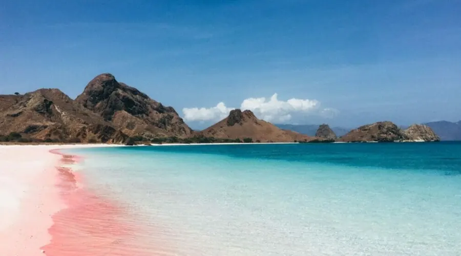 سواحل آرام و خلوت اندونزی