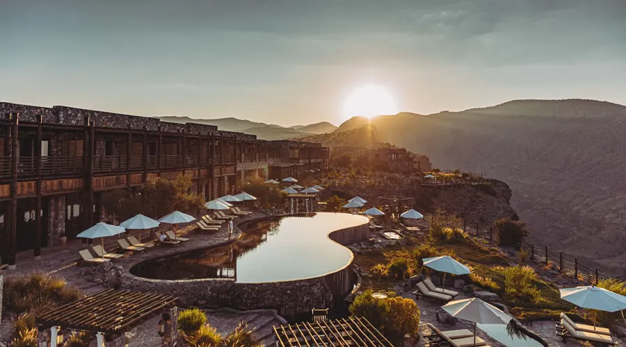 امکانات رفاهی پیشرفته در اقامتگاه‌های عمان