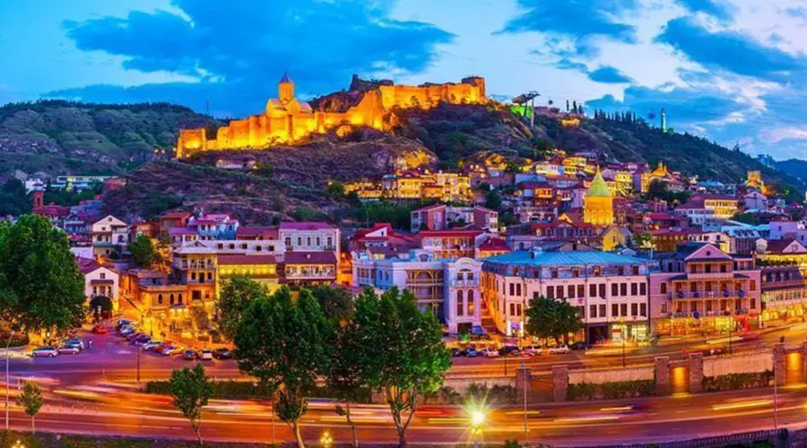 بهترین زمان برای سفر به باتومی