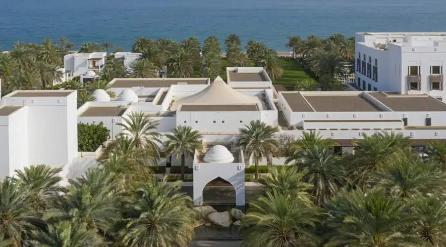 ساحل اختصاصی هتل پنج ستاره عمان