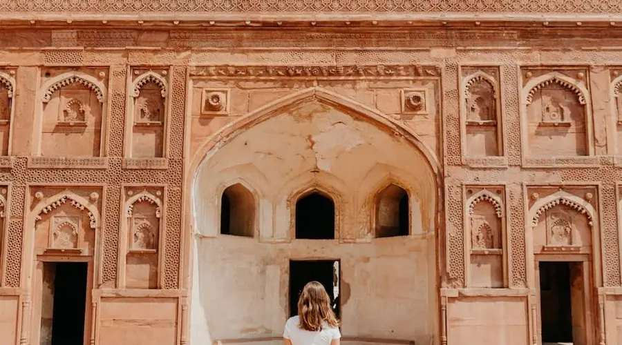 بازدید از معماری های مغولی آگرا