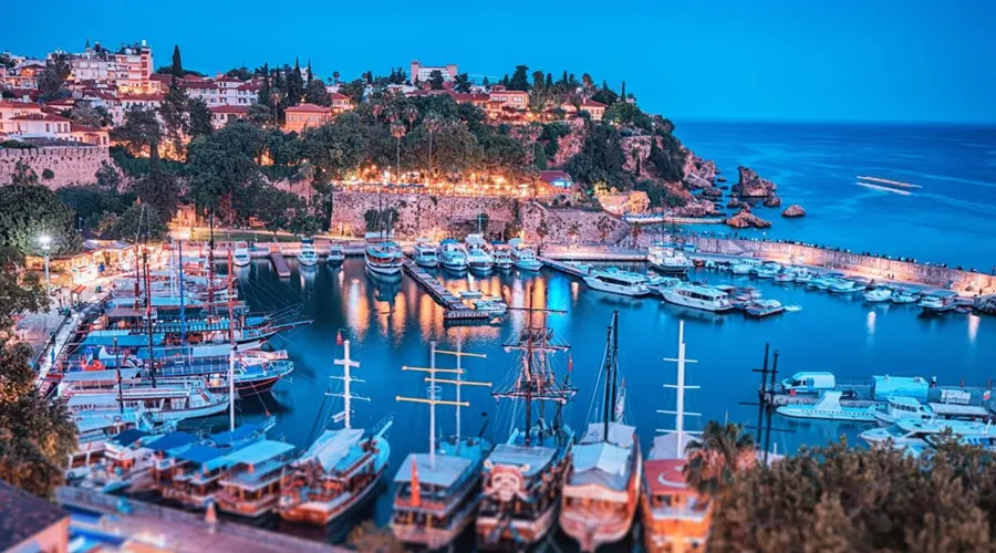 سفر گردشگری به آنتالیا از اصفهان